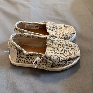 Leopard Print Toms